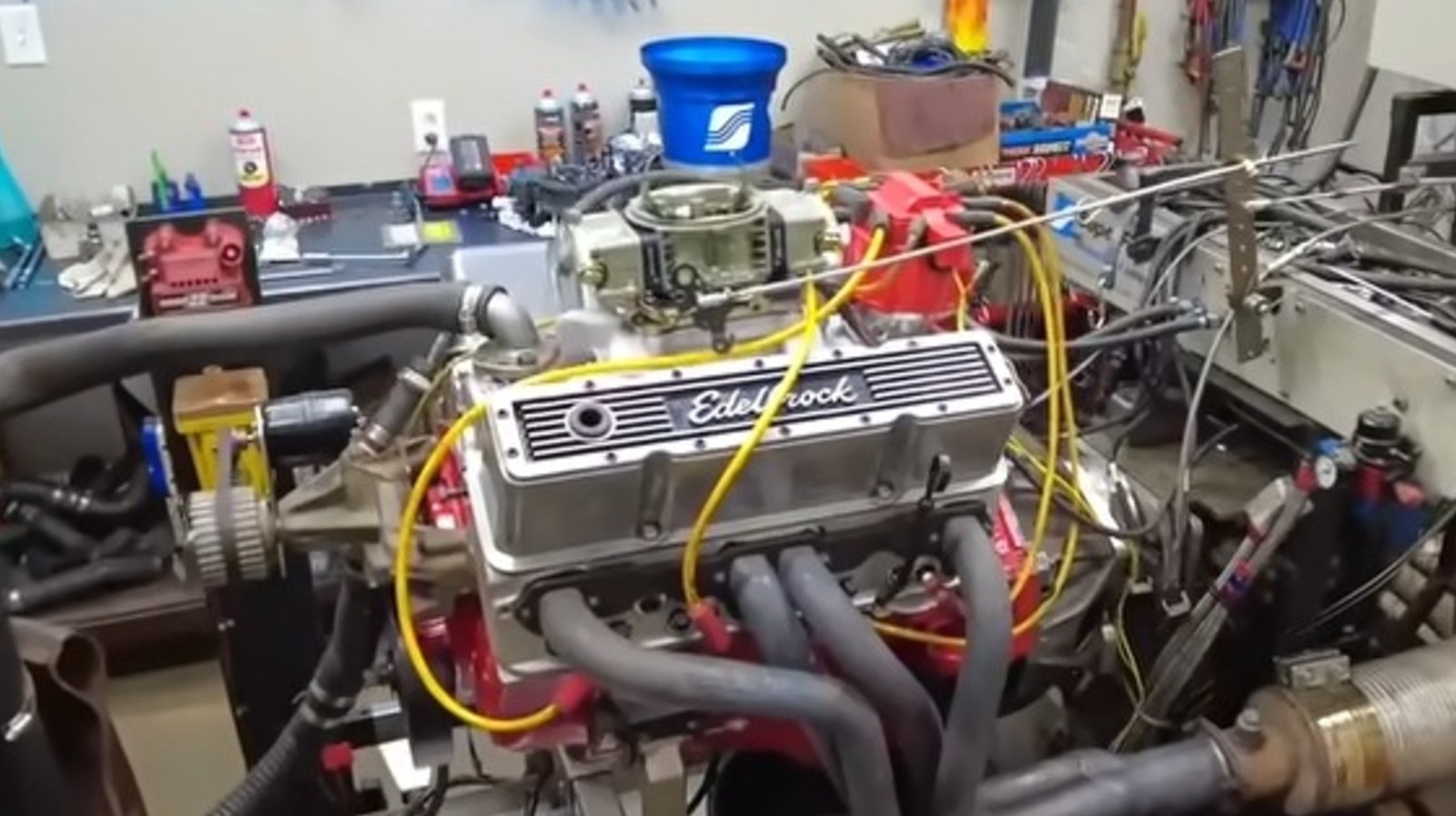 Chevy 400 Vs. Ford 400: Näin pienet lohkot vertaavat